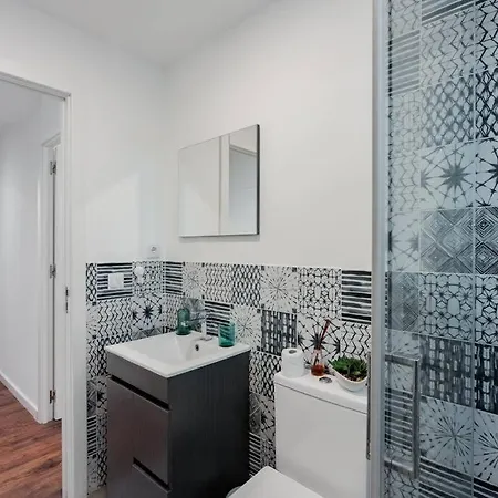 182 Centenario Apartment *